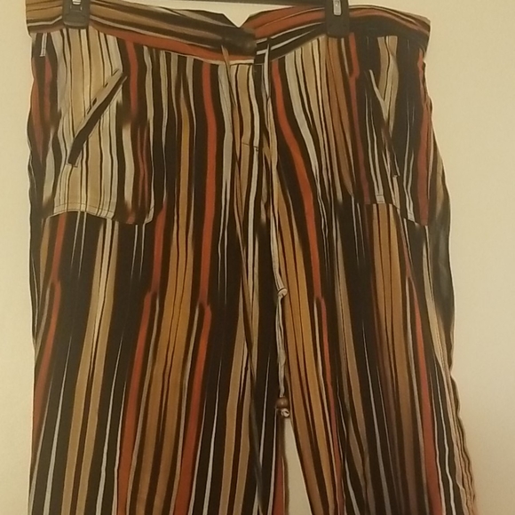 Pants - Picture 2 of 3